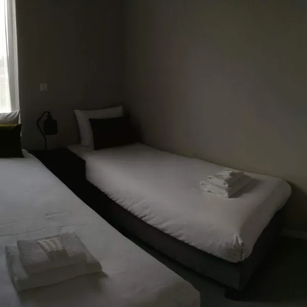 Image 10