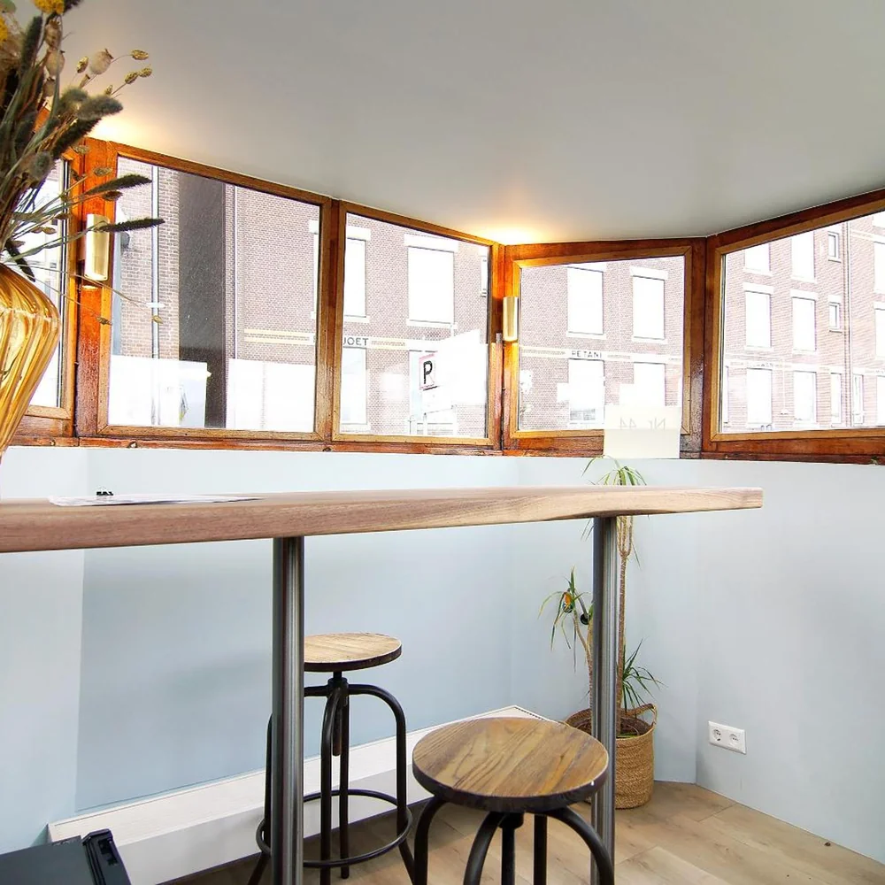 Housebotel