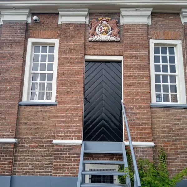 Image 10