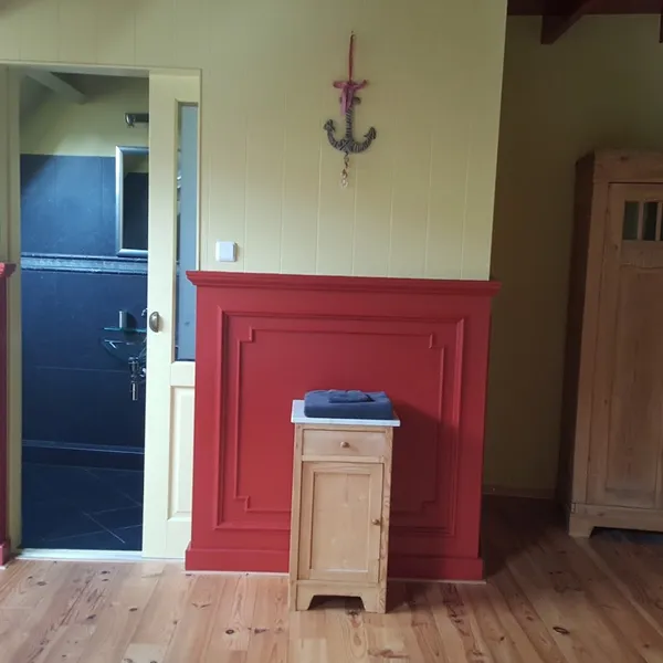 Image 9