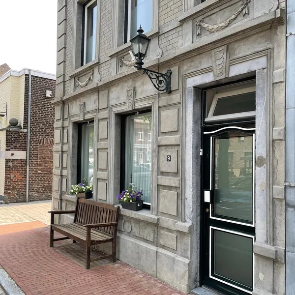 Image 10