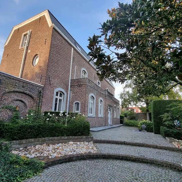 Image 6