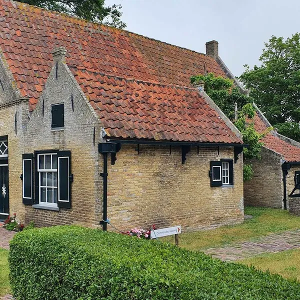 Image 10
