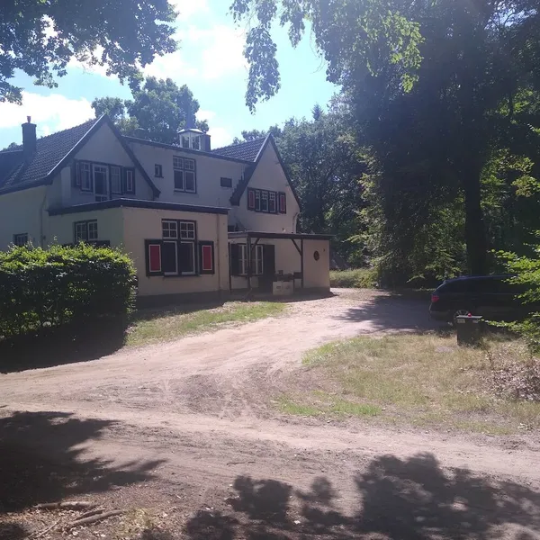 Image 10