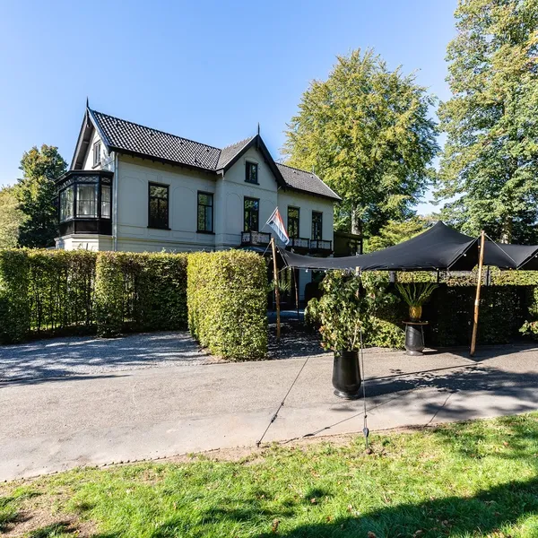 Hotel Villa Trompenberg