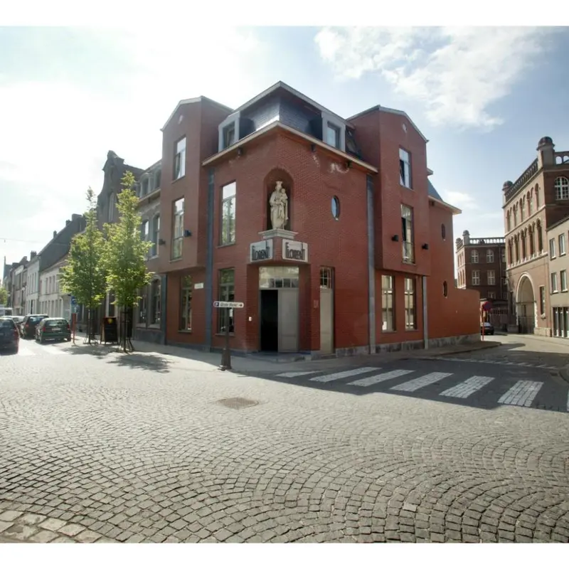Foto 1