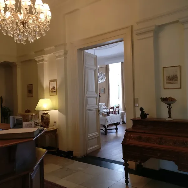 Image 10