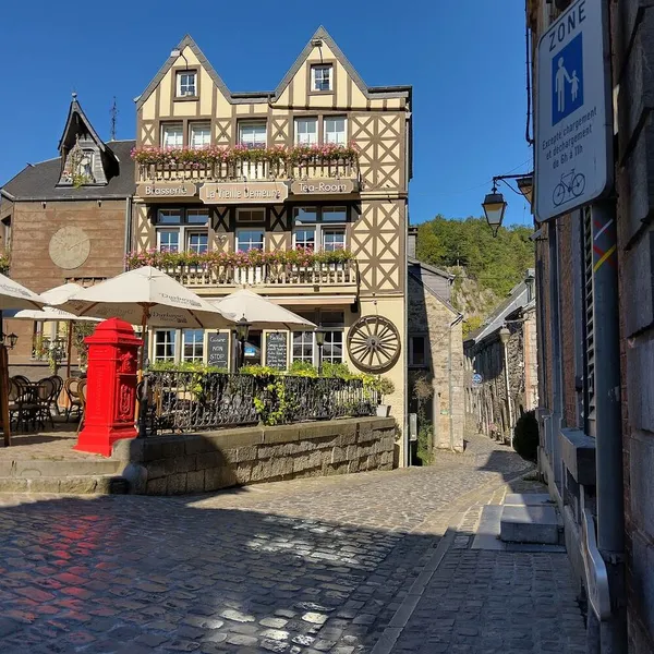 Foto 1