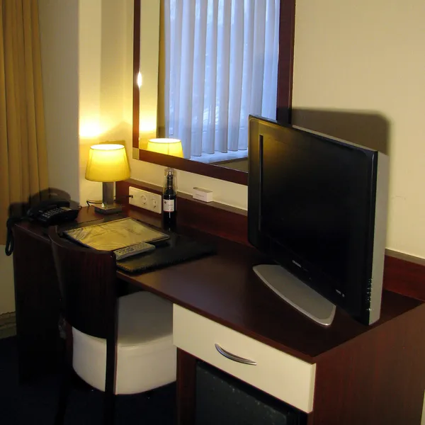 Image 3