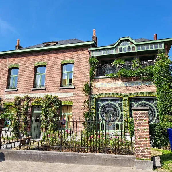 Foto 1