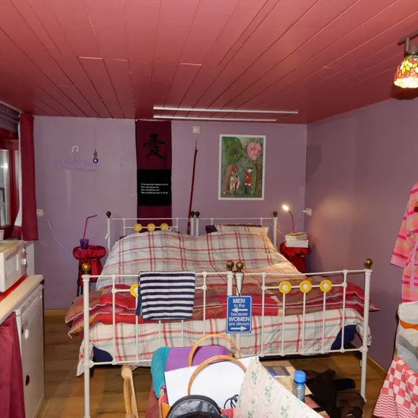 Image 3