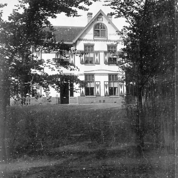 Image 10