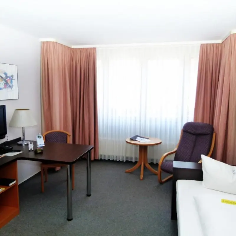 Image 5
