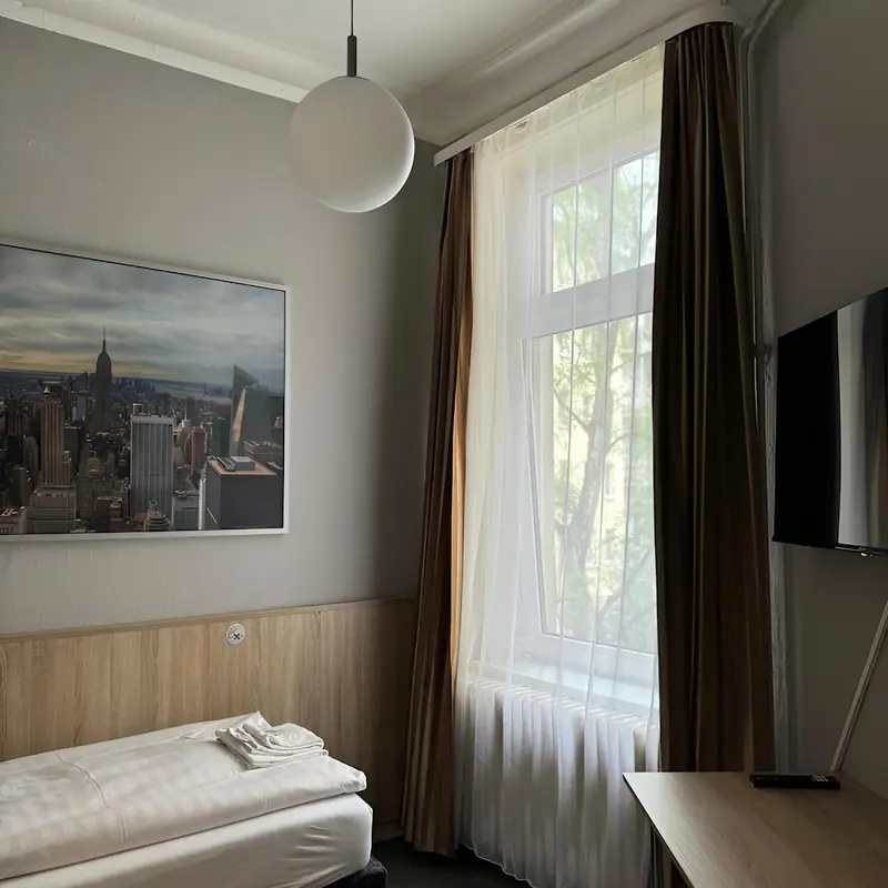 Image 3