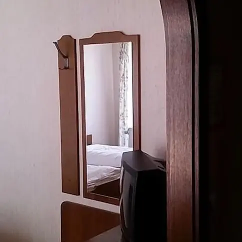 Image 9