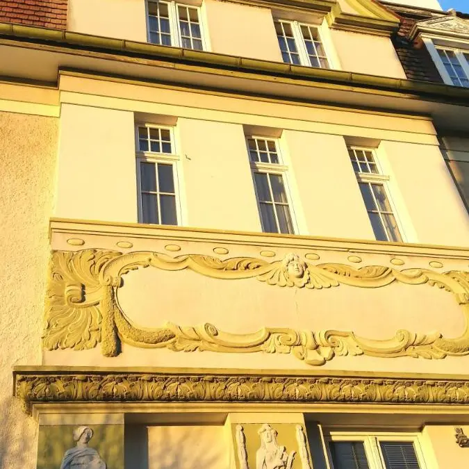 Image 10