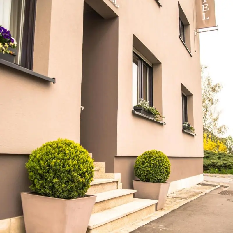 Mandarina Hotel Luxembourg Strassen in Luxembourg