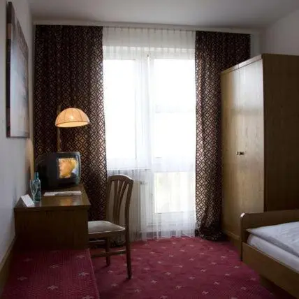 Image 3