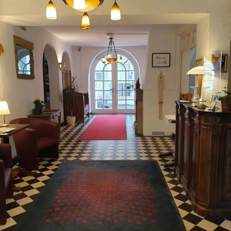 Image 4