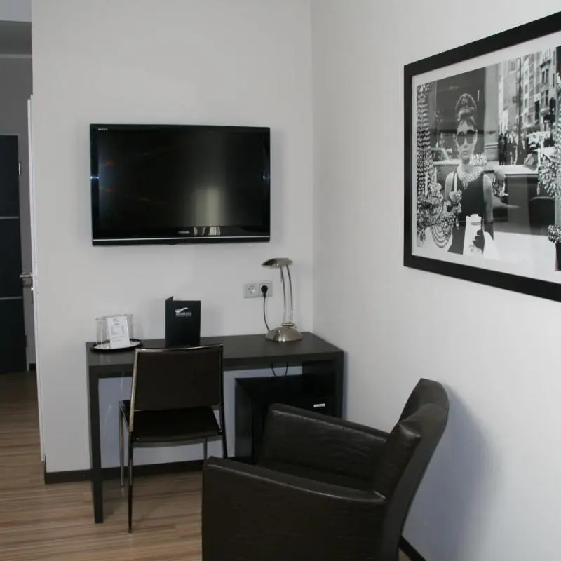 Image 5