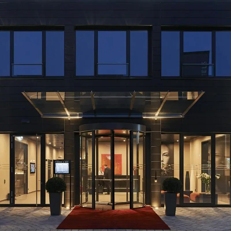 Image 4
