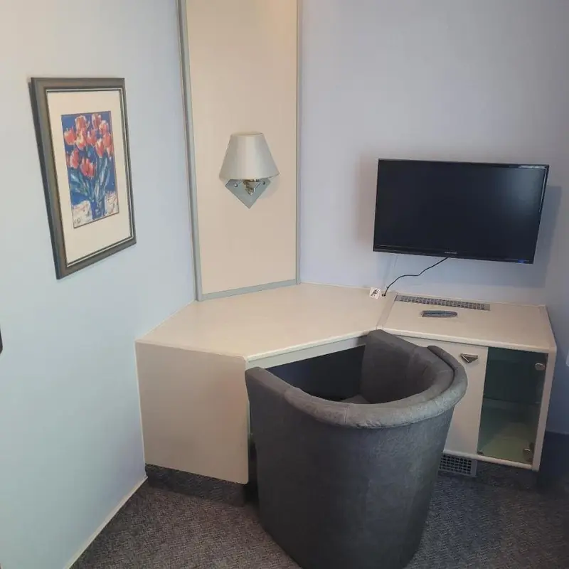 Image 6