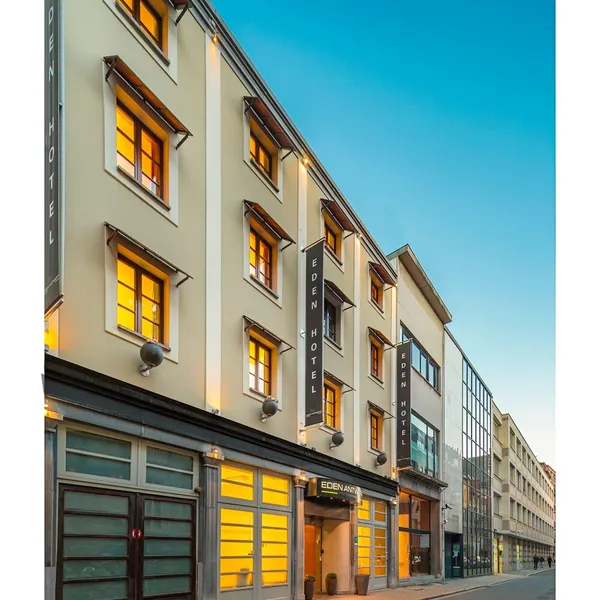 Image 4