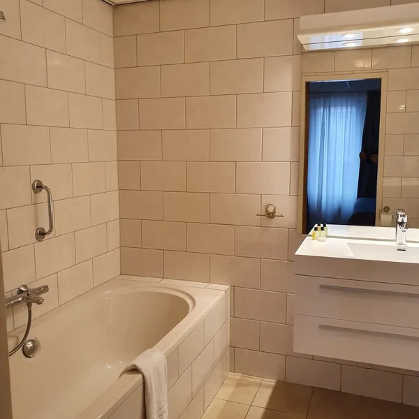 Image 8