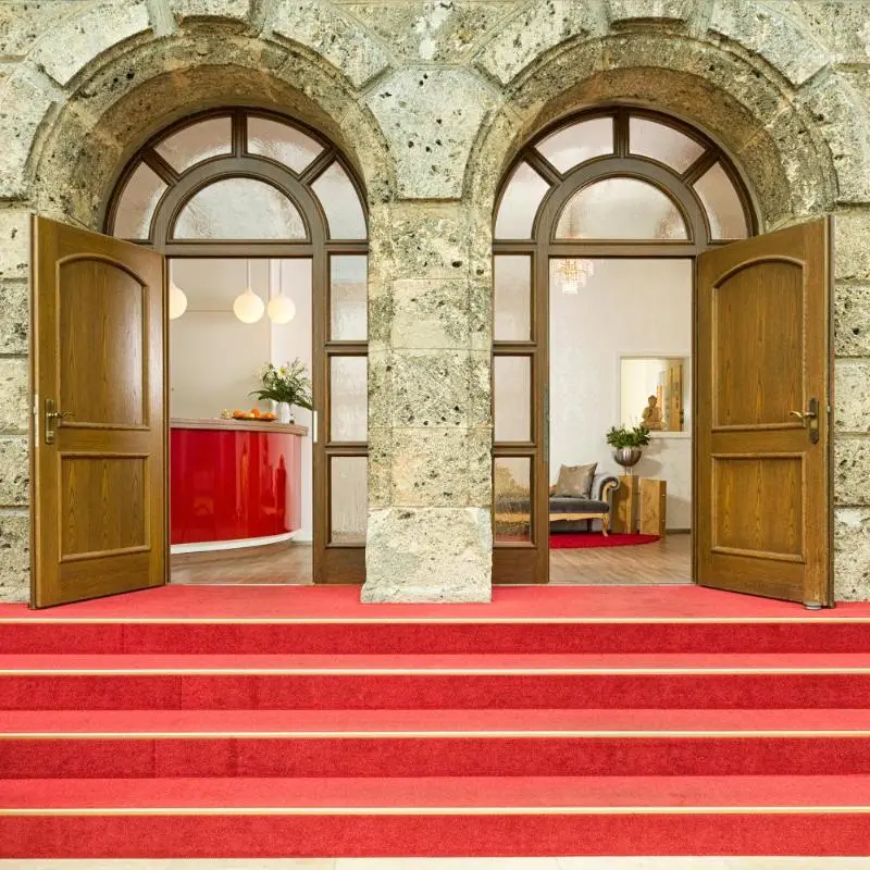 Hotel Donaublick in Scheer