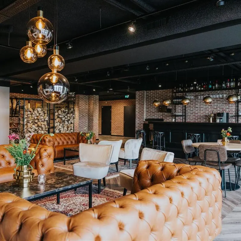 Hotel, Sportsbar & Brasserie Dorhout Mees Biddinghuizen in Biddinghuizen